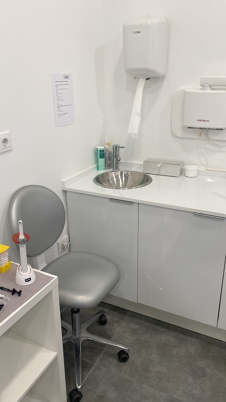 Equipo de radiología digital panorámica Vatech en Sancti Petri Dental